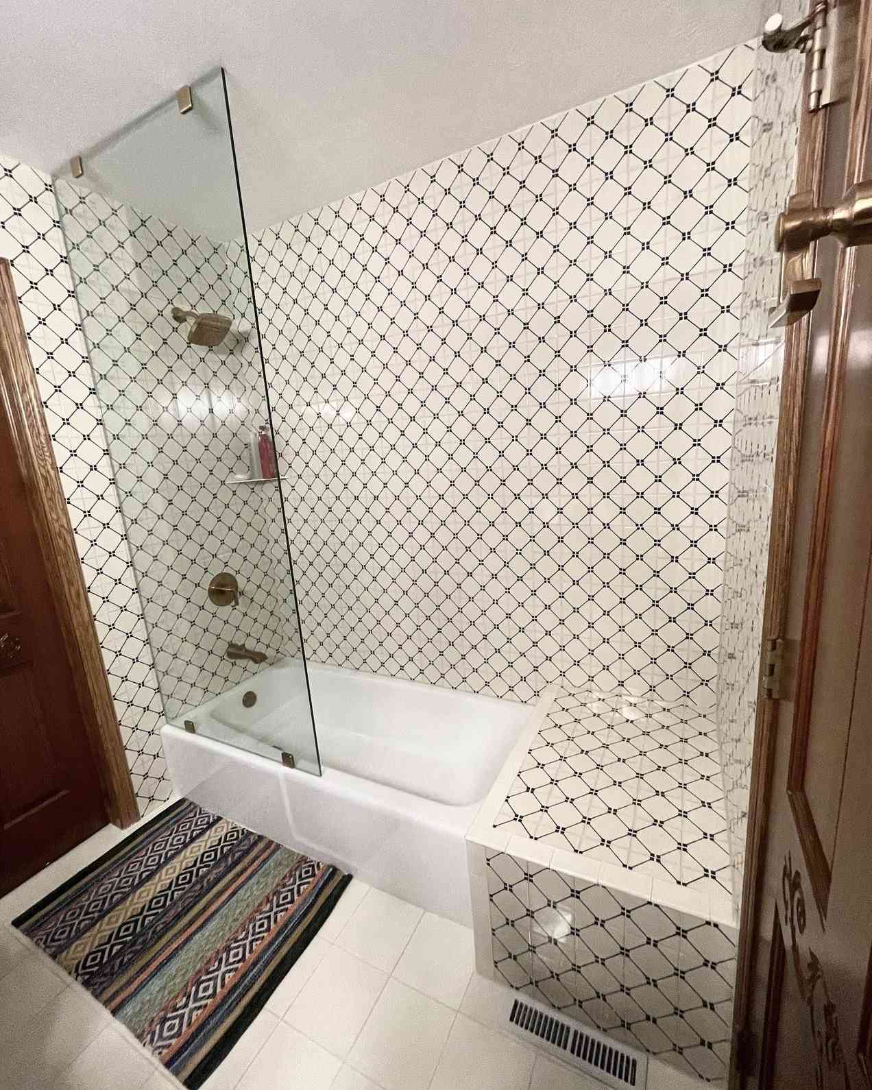 Showers tile and stone project from Meza Tile & Stone’s original website