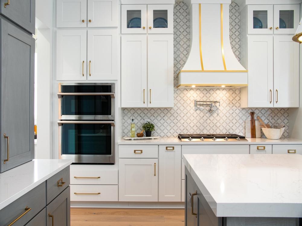 Backsplash Installation for Modern Kitchens in Centennial, CO